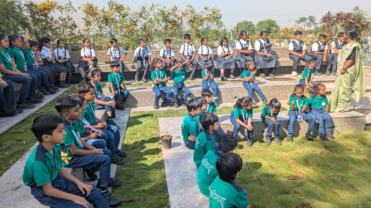 PXL 20251110 050817621.MP